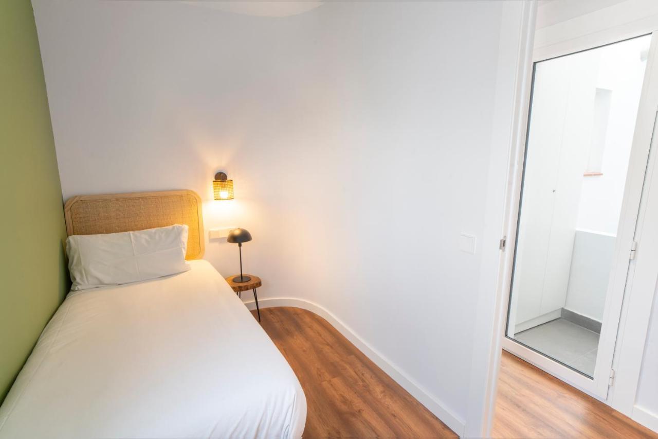 Caliu Apartments Barcelona - Camp Nou L'Hospitalet de Llobregat Buitenkant foto
