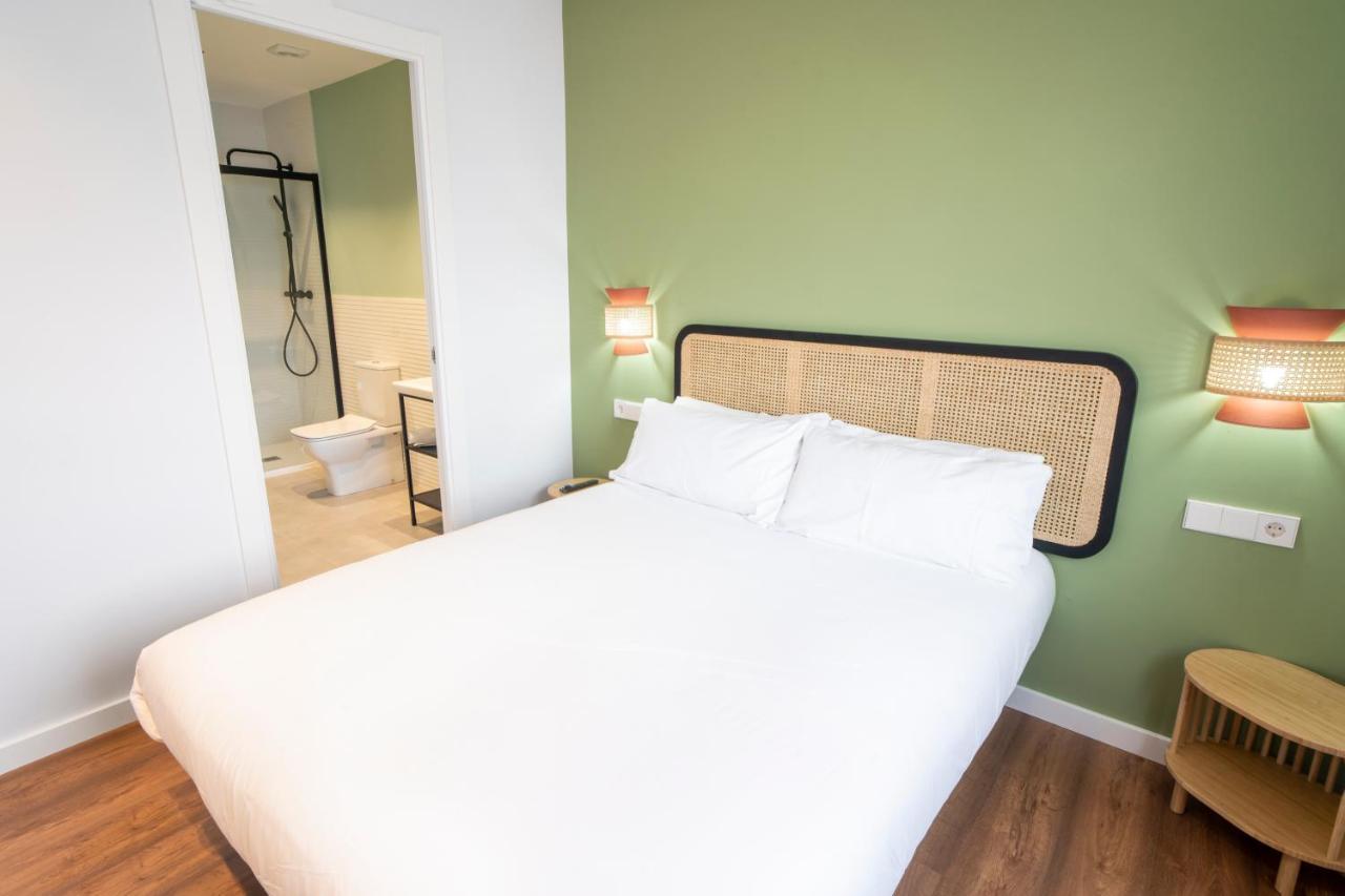 Caliu Apartments Barcelona - Camp Nou L'Hospitalet de Llobregat Buitenkant foto