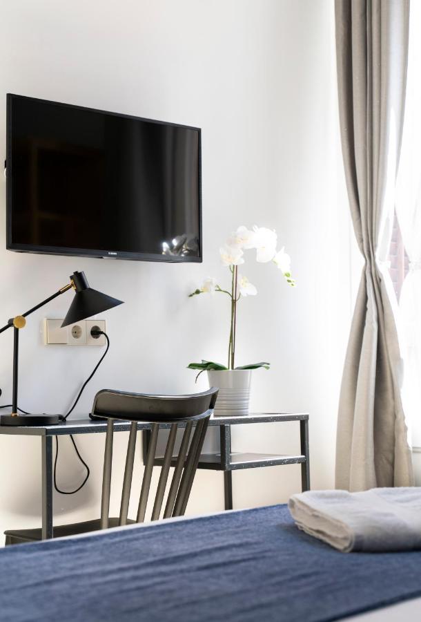 Caliu Apartments Barcelona - Camp Nou L'Hospitalet de Llobregat Buitenkant foto